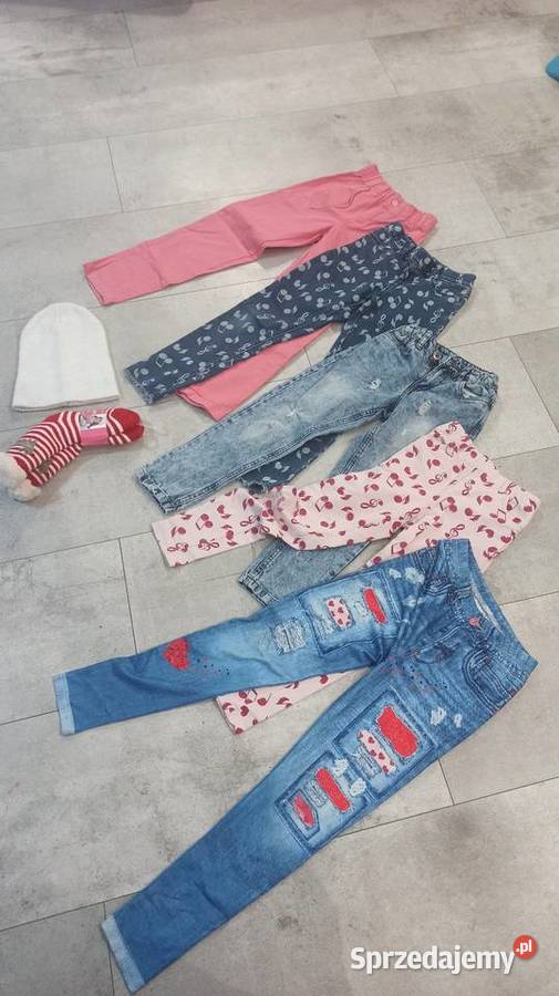 Zestaw ubrań na dziewczynkę 128134 Zakopane