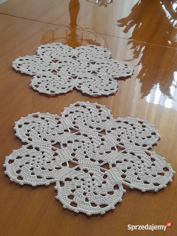 Serwetka szydełkowa biala sprzedam