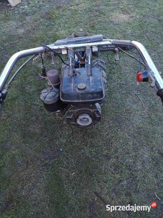 Kosiarka listwowa spalinowa