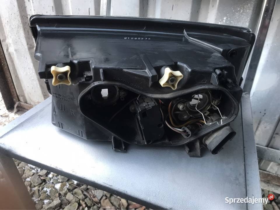 Lampa prawa DEPO Iveco II 9906 podkarpackie