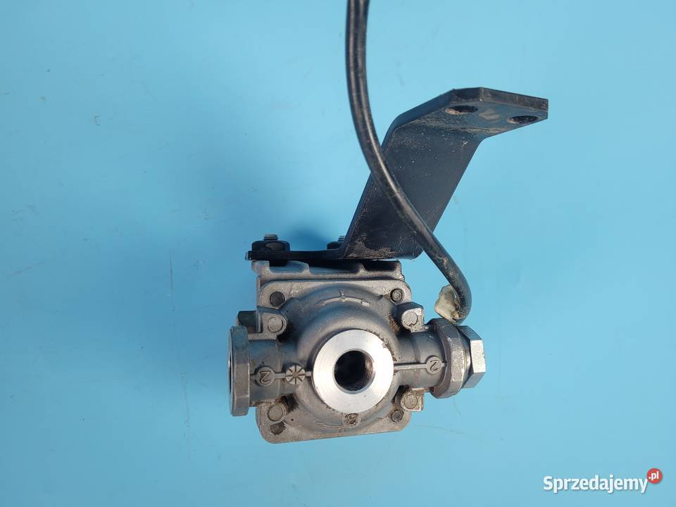 CASE IH PUMA 145 12r ZAWÓR POWIETRZA HAMULCA Układ hamulcowy Kolno