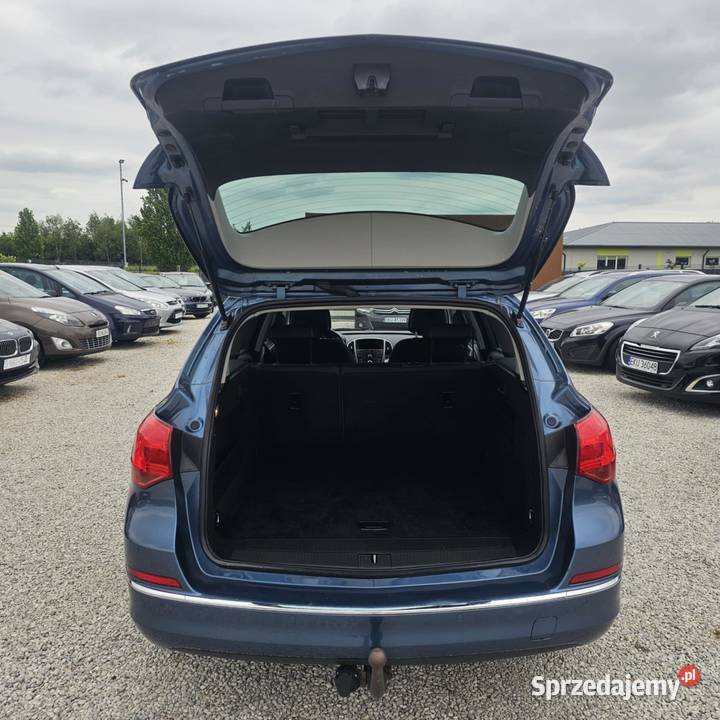 Okazja Opel Astra J Sport Tourer Super Stan sprzedam