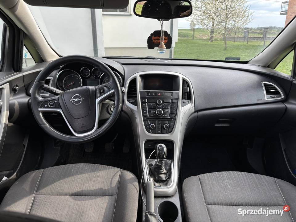 Opel Astra j 2010 Mniszków