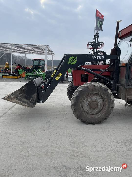 Ładowacz czołowy firmy Agrosped model V700 Ładowacze czołowe podkarpackie