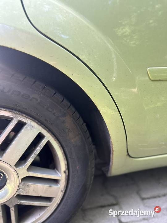 Ford Focus 2005 r 16 benzyna opony zimowe manualna Warszawa sprzedam