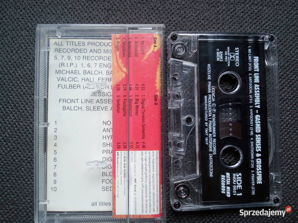 Kasety magnetofonowe Ścianka Queen Front Line Płyty i kasety