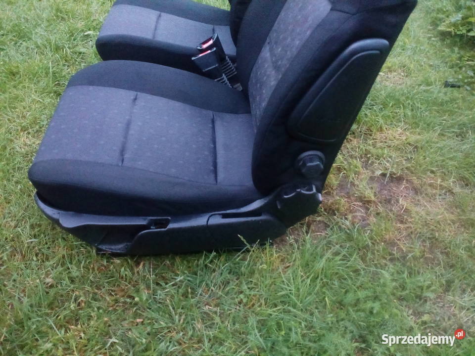 Fotele lewy prawy opel astra G II Połaniec