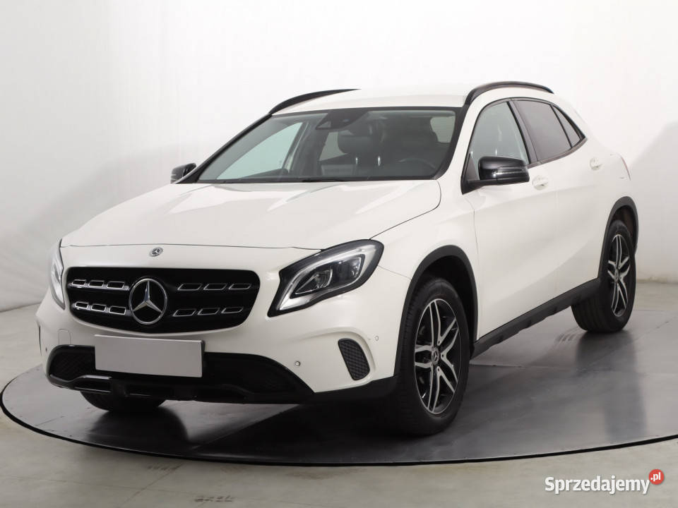 Mercedes GLA GLA 200 automatyczna Katowice