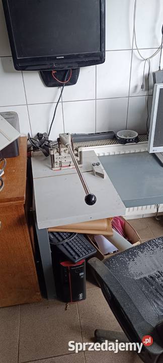 Syndyka sprzeda przebijak do papieru NAGEL Warszawa