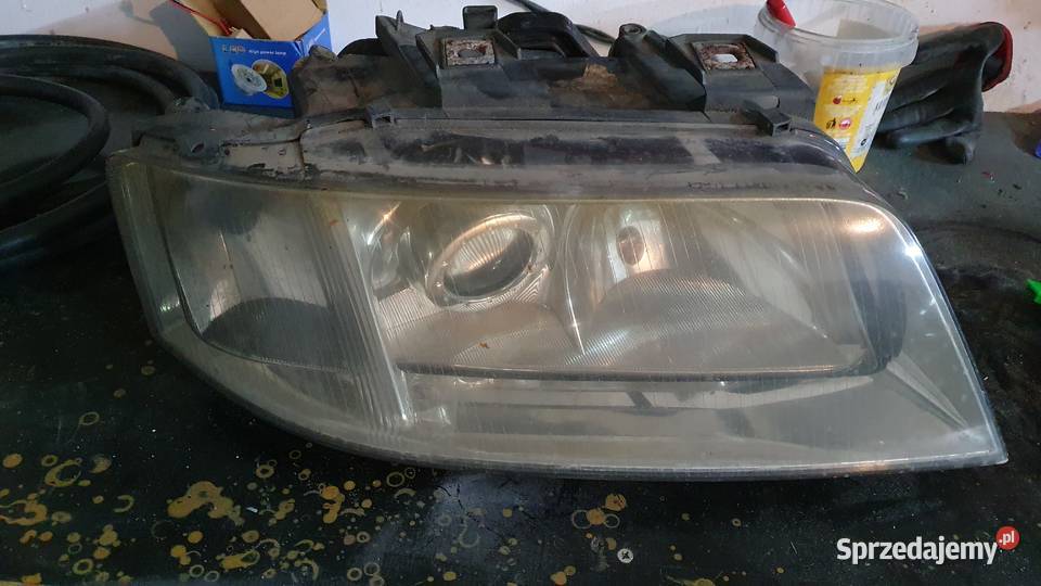 reflektor lampa lewy przód audi a6 c5 Rok produkcji 1999 Wrocław