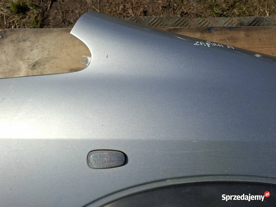 Błotnik Prawy Przód Opel Zafira A