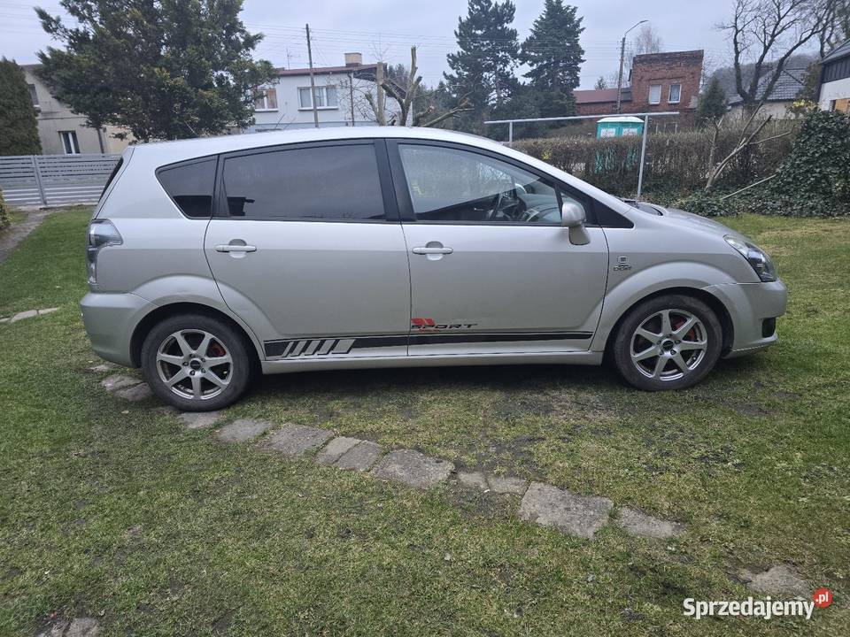 Toyota Corolla Verso 22 177 koni 2008 r I manualna śląskie Orzech
