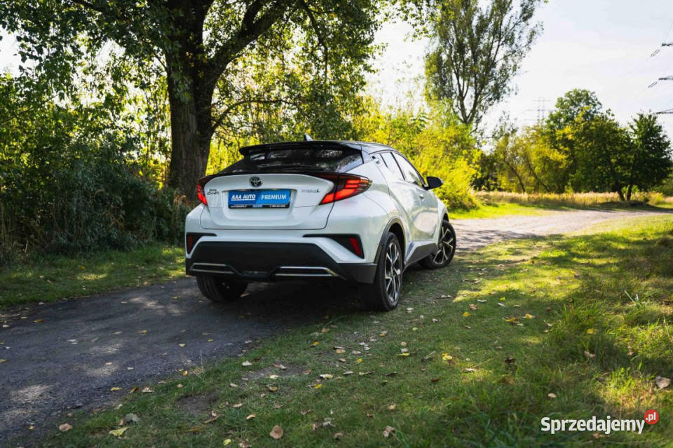 Toyota CHR 20 Hybrid Rok produkcji 2020 C-HR Łódź