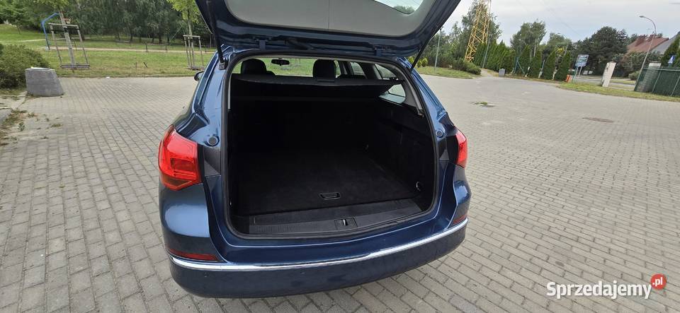 Opel Astra 17TDCi klima 2014r salon zadbany Rzeszów sprzedam