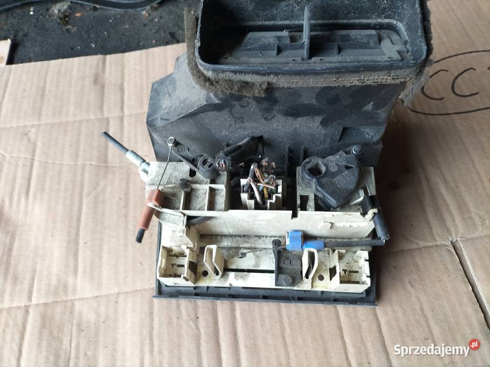 PANEL NAWIEWU Opel Tigra 90386823 Kamień-Kolonia sprzedam
