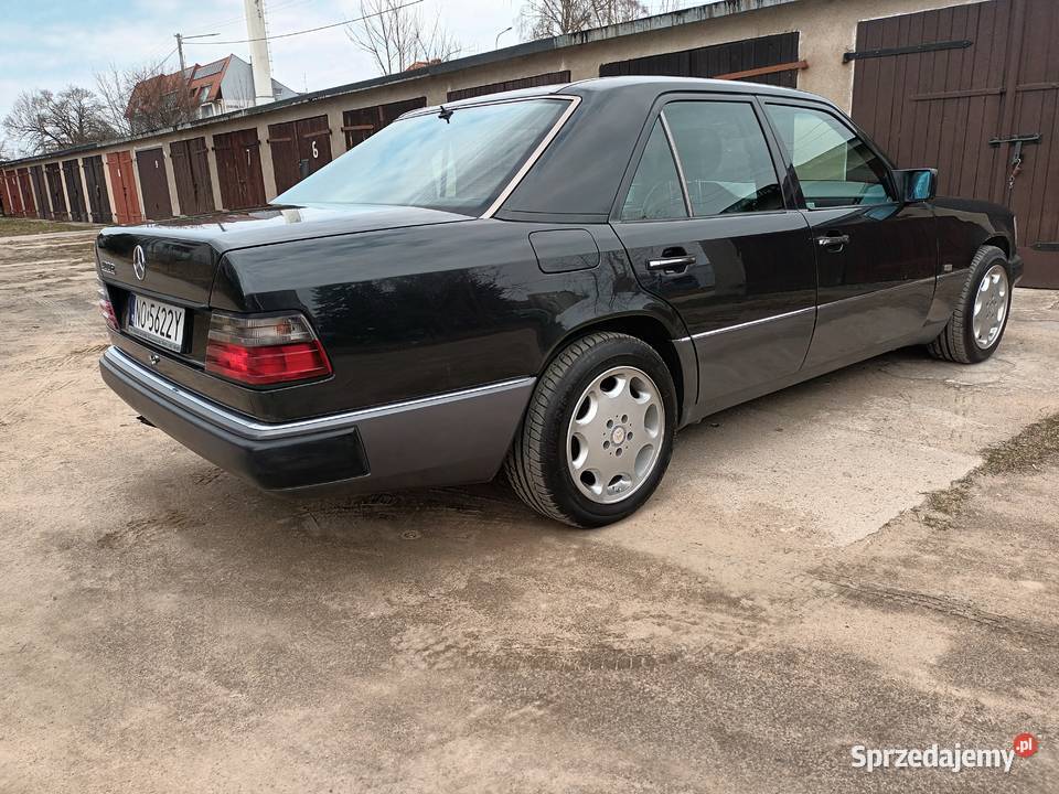 Mercedes w124 400e V8 Piękny KLASYK Rok produkcji 1992 Biskupiec