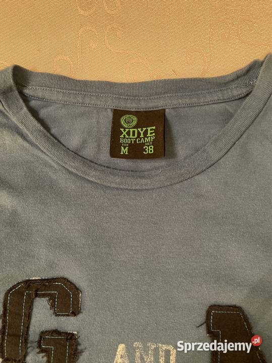 Bluza Tshirt z długimi rękawami modna i wygodna Rozmiar M sprzedam