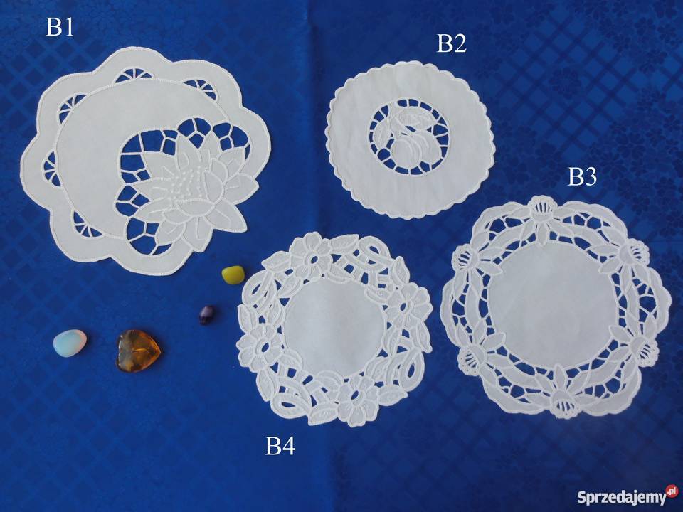 Serwetki małe haftowane Richelieu rękodzieło z Lublin