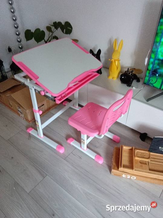 Biurko z krzesłem dziewczynki regulowana Granowiec