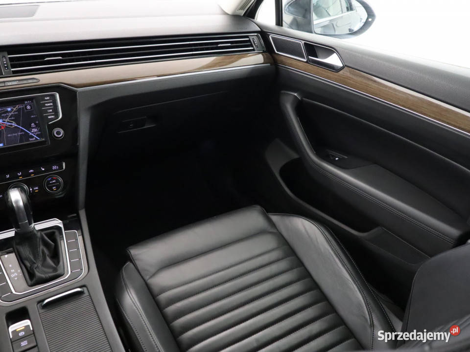 VW Passat 16 TDI Rok produkcji 2016 Bielany Wrocławskie