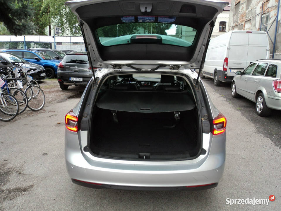 Opel Insignia Sports Tourer sprzedam ładnegoOPLA system Start-Stop