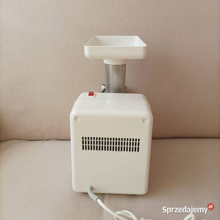 Elektryczna maszynka do mielenia mięsa Zelmer