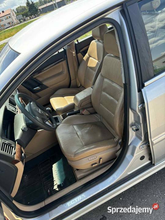 Vectra C 32 v6 srebrny świętokrzyskie Cudzynowice