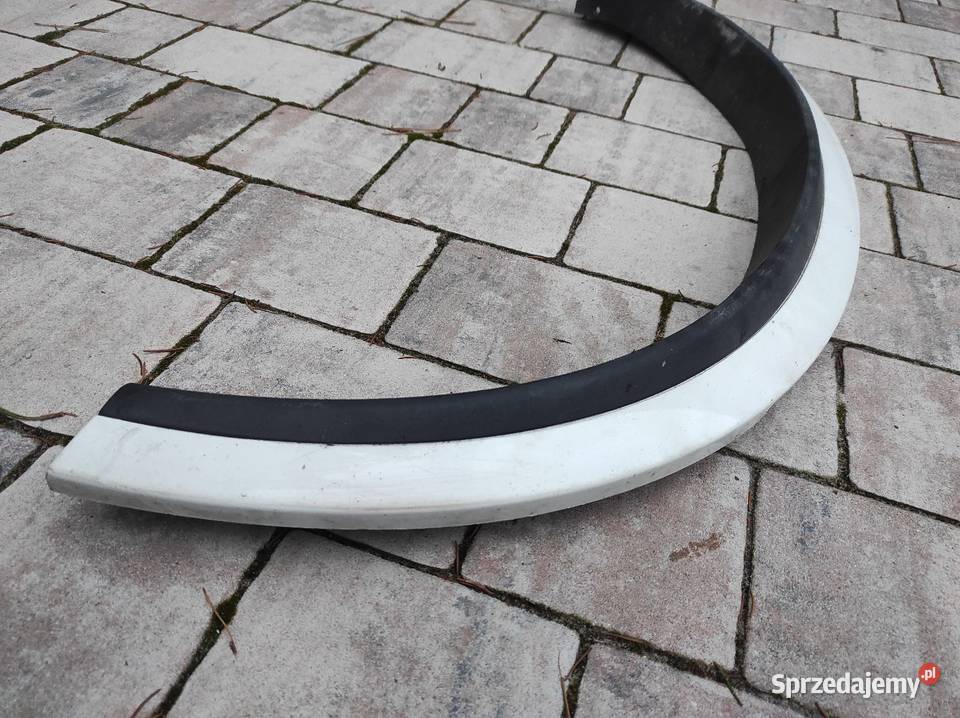 Volvo XC90 listwa błotnika prawy tył 30695490 RH Słupca