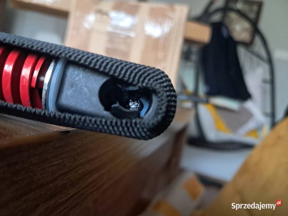 nowe siłowniki gazowe do samoczynnego otwierania Pozostałe Sandomierz