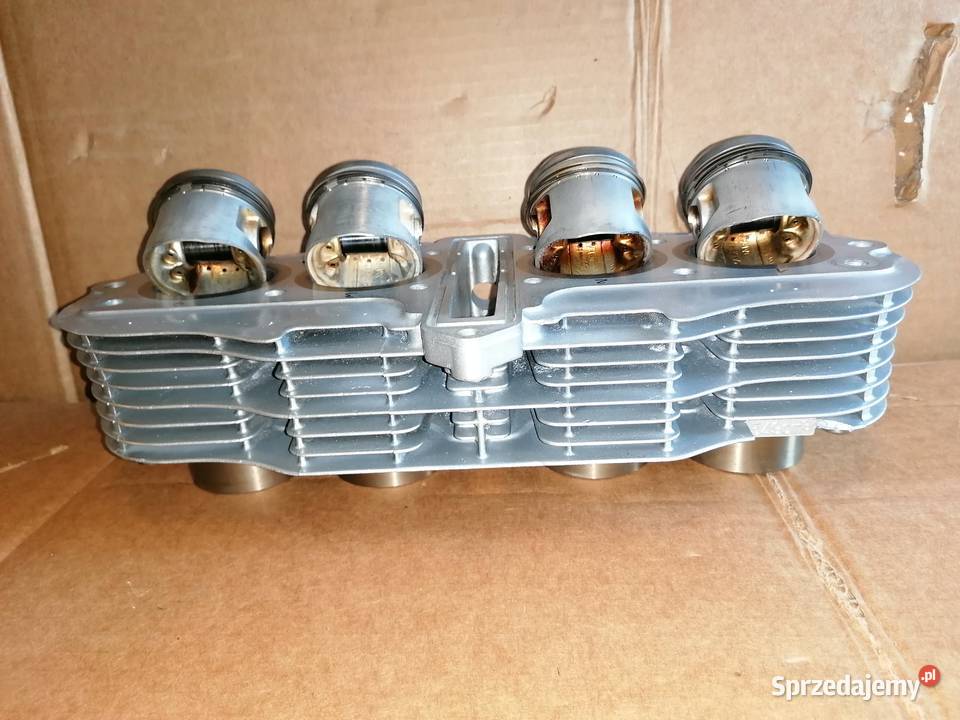 Suzuki GS 550 cylindertłoki kpl Słupsk