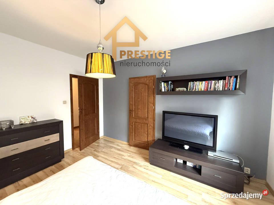 Ekonomiczny dom wolnostojący z antresolą i 201.5m2 Konin