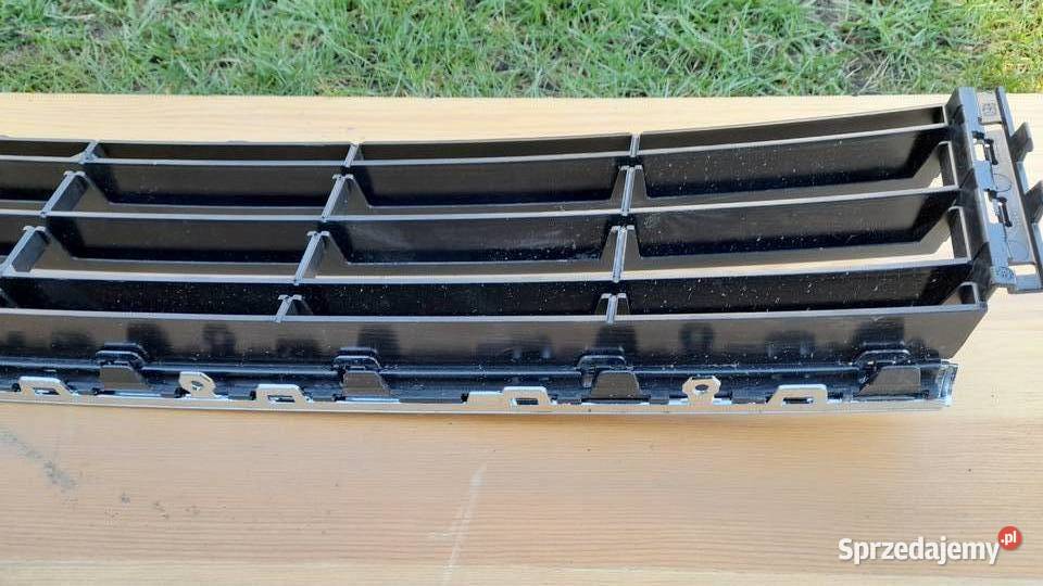 VW PASSAT B7 KRATKA ŚRODKOWA ZDERZAKA PRZEDNIEGO zachodniopomorskie Goleniów