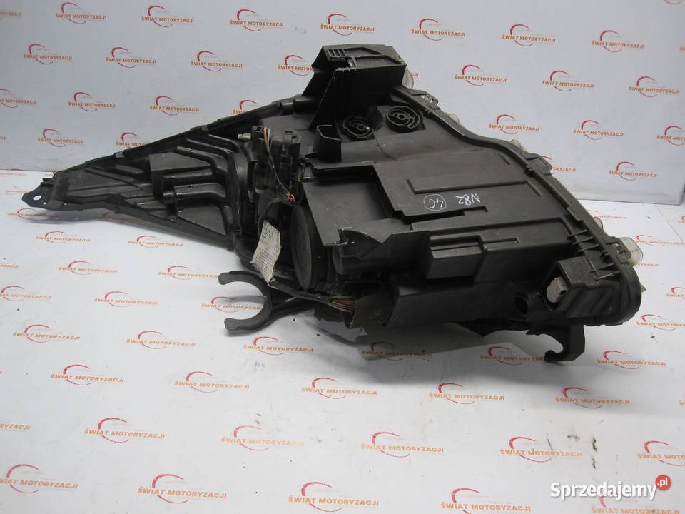 PEUGEOT 3008 I 12r lampa prawy przód 9685472680 osobowe Kielce