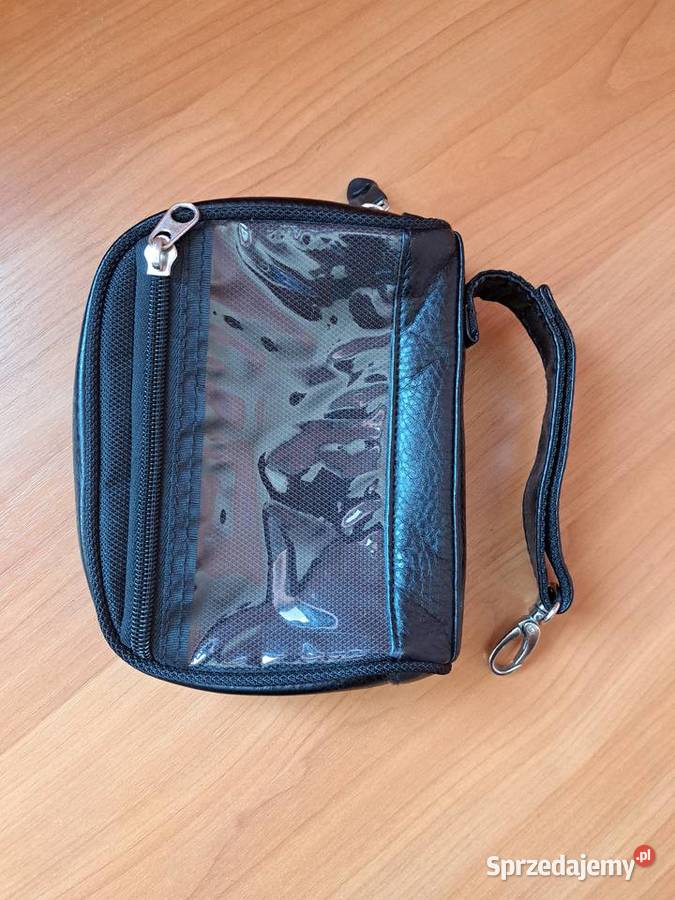 Czarna kosmetyczka etui Brzesko