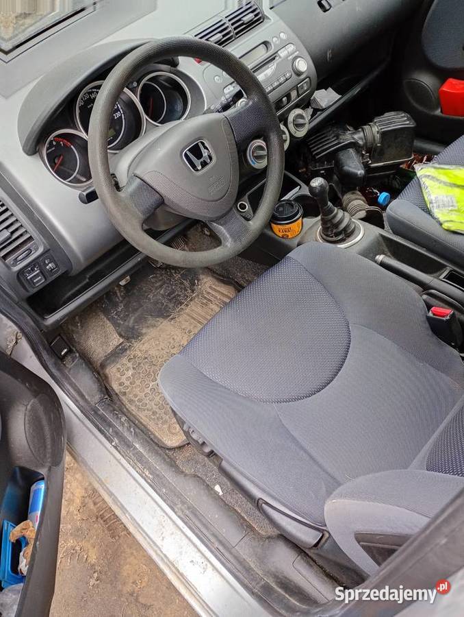 Honda Jazz 2008 do naprawy lekkiej Łódź