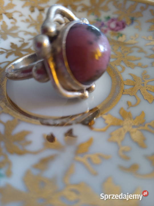 Orno srebrny pierścionek z puncami staroć Nowy Sącz