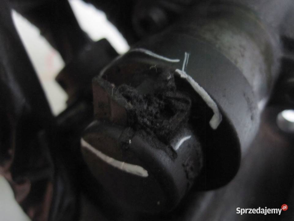 CORSA 13 CDTI 75 14r pompa wtryskowa 55572537 osobowe świętokrzyskie sprzedam