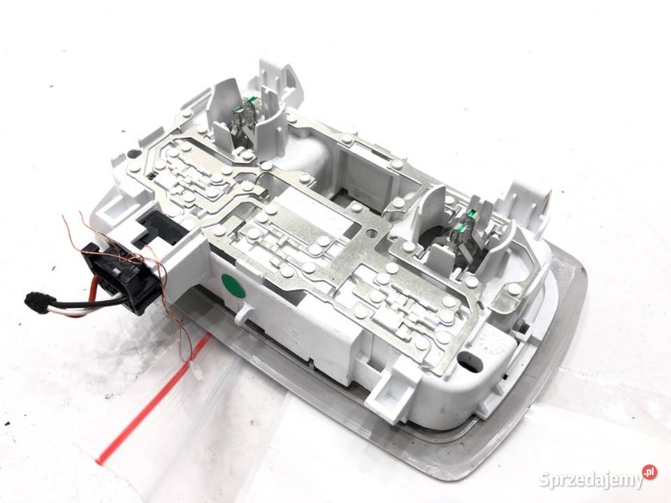 LAMPA SUFITOWA DACIA DUSTER 264302900R Hatchback