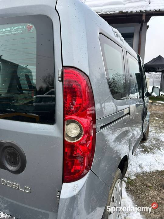 Drzwi boczne odsuwane lewe prawe doblo combo d Łazy