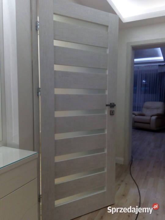 Drzwi pokojowe na wymiar Kamuflaż futryn Nowe Drzwi i okna Częstochowa