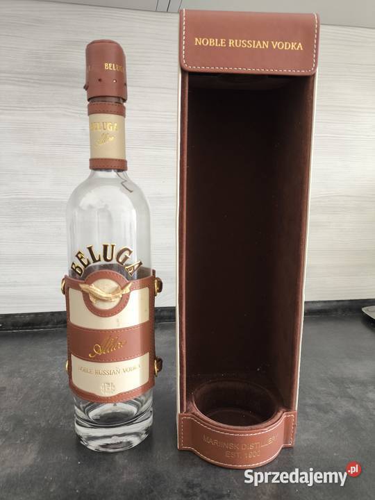 Butelka w skórzanym etui pomorskie sprzedam