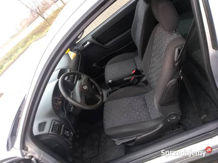 Opel Astra G 16 wersja na 100lecie Opla Hatchback