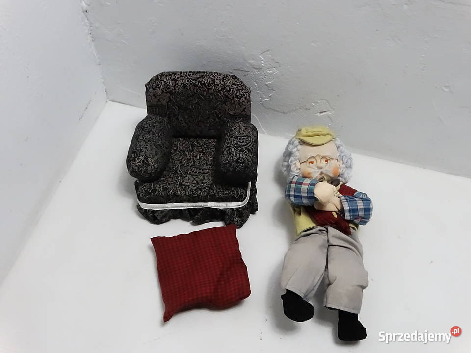 Kolekcjonerska Lalka Dziadek W Fotelu Vintage Biłgoraj