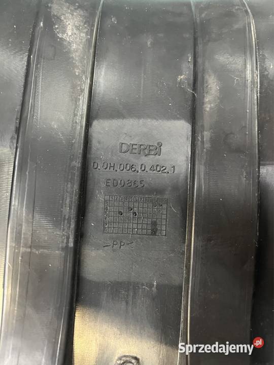 derbi senda 125 siedzenie kanapa kierowcy drd sx Grońsko sprzedam