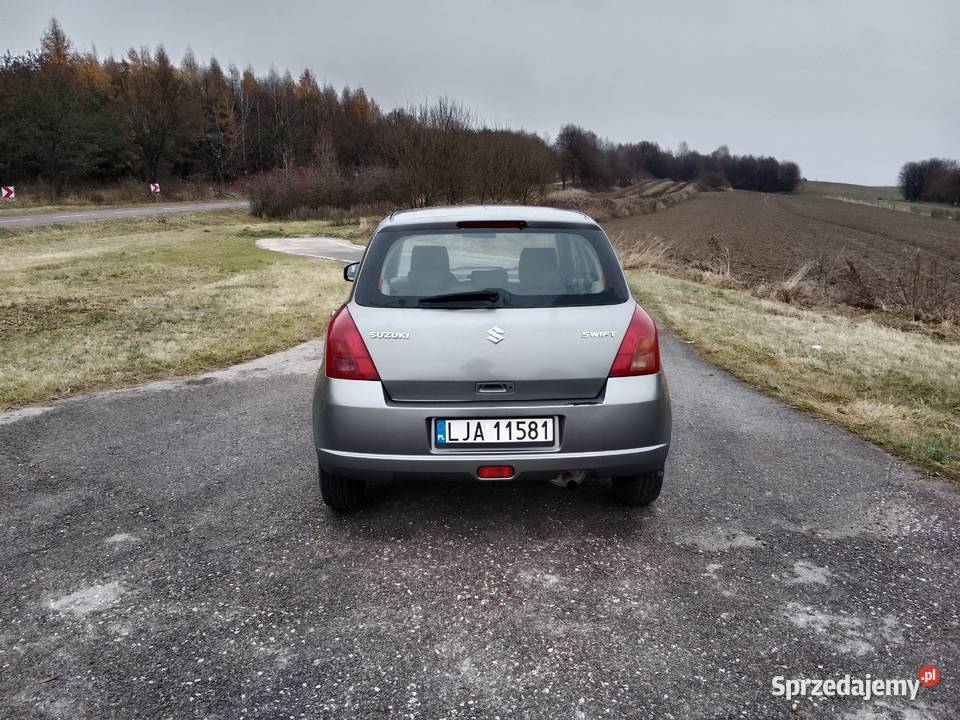Suzuki Swift 13 benzyna Rok produkcji 2005
