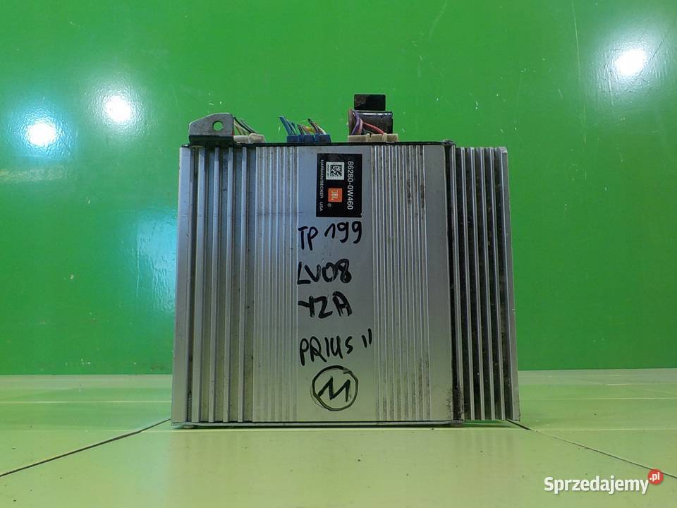 TOYOTA PRIUS II 15 VVTI 08r HB 5D wzmacniacz JBL Suków