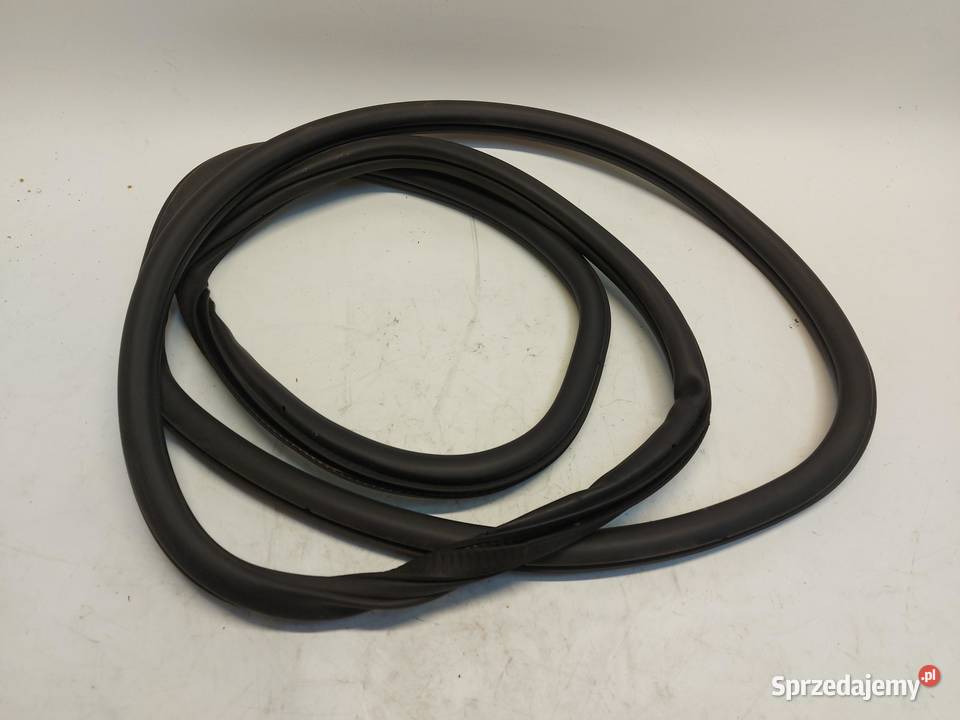 Ford Tourneo Connect III MK3 USZCZELKA LEWY TYŁ Uszczelki