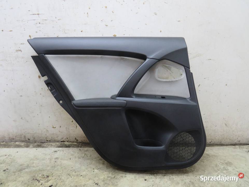 BOCZEK TAPICERKA DRZWI LEWY TYŁ SEDAN AVENSIS