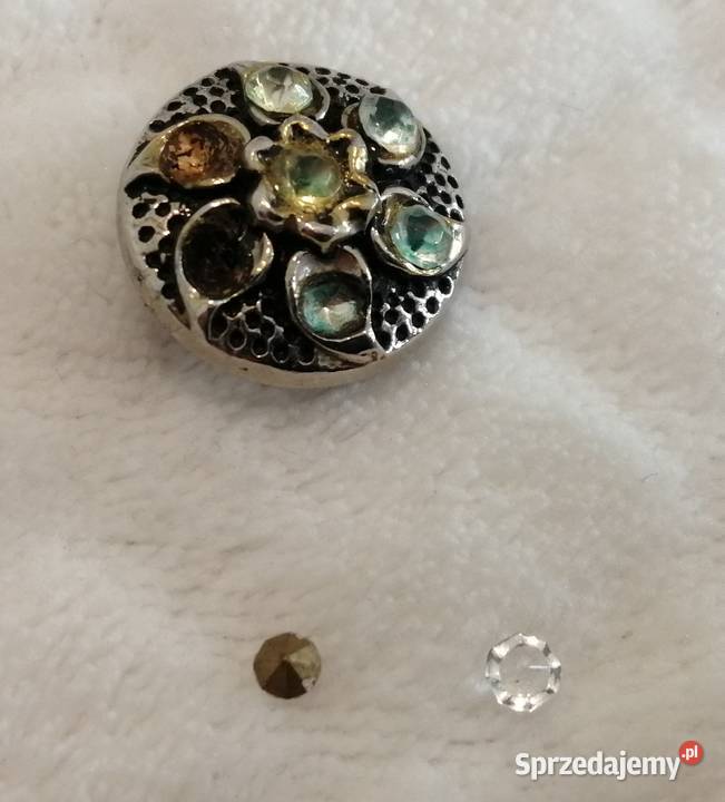 Ozdobny guzik na stopce okrągły z kamieniami Biżuteria - półprodukty Czeladź sprzedam