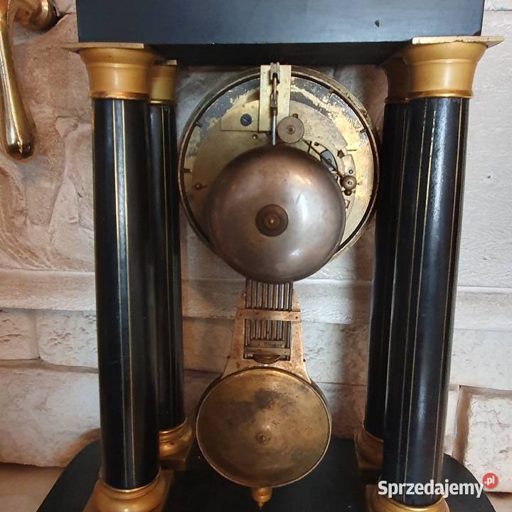 Zegar portykowy z zerwaną sprężyną chodureszta